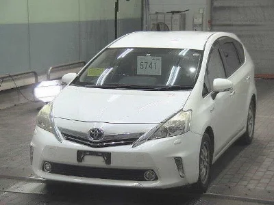 Статистика аукционов Toyota Prius Alpha