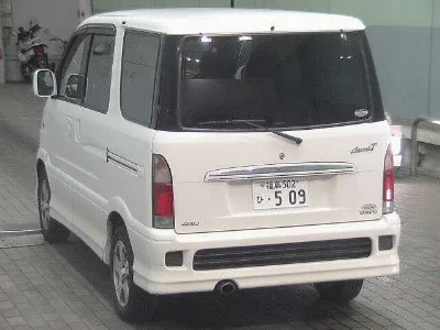 Daihatsu Atrai 7