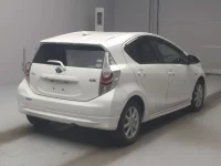 Цена авто Toyota Aqua с аукционов Японии, номер кузова NHP10, пробег 63 000, оценка 8