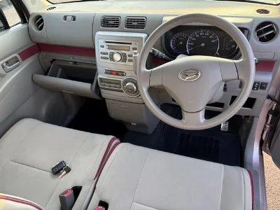 Daihatsu Move Conte