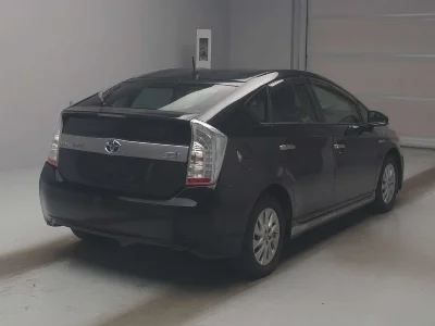 Toyota Prius PHV