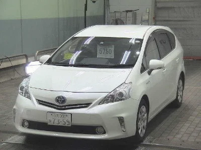 Статистика аукционов Toyota Prius Alpha