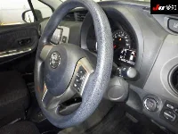 Цена авто Toyota Vitz с аукционов Японии, номер кузова NSP130, пробег 30 000, оценка 2