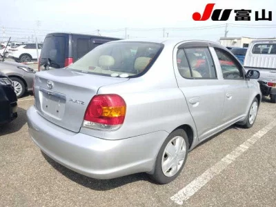 Toyota Platz