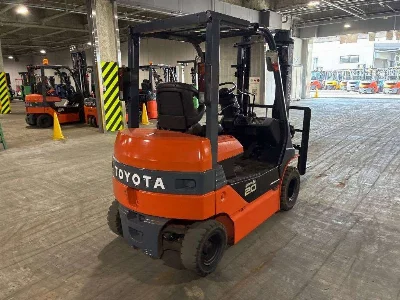 Toyota  FORKLIFT
