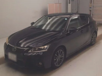 Lexus CT200h