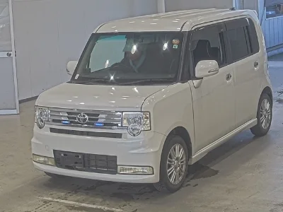 Toyota Pixis Space