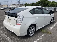 Цена авто Toyota Prius с аукционов Японии, номер кузова ZVW30, пробег 266 000, оценка 2