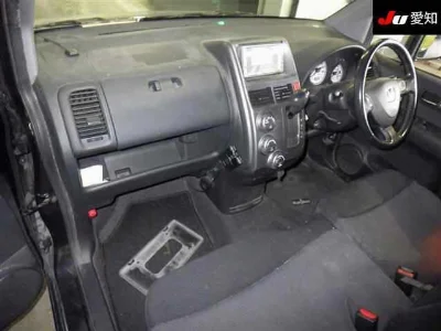 Honda Mobilio Spike