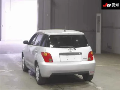 Toyota Ist