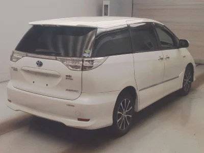 Toyota Estima Hybrid