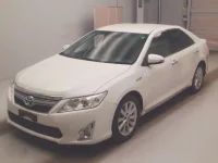 Цена авто Toyota Camry с аукционов Японии, номер кузова AVV50, пробег 151 000, оценка 6