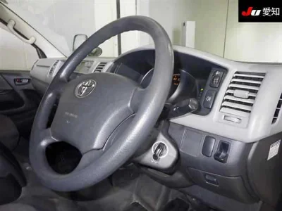 Toyota HIACE WAGON