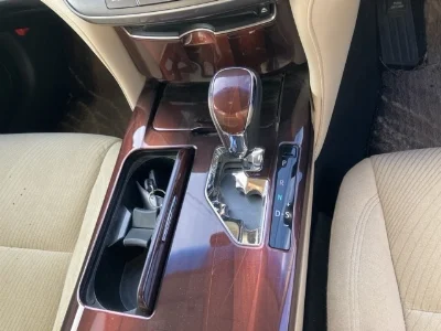 Toyota CROWN HYBRID