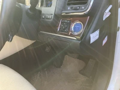 Toyota CROWN HYBRID