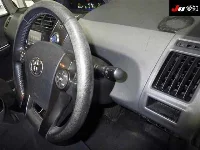 Цена авто Toyota Prius Alpha с аукционов Японии, номер кузова ZVW41W, пробег 208 000, оценка 2