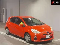 Цена авто Toyota Aqua с аукционов Японии, номер кузова NHP10, пробег 146 000, оценка 2