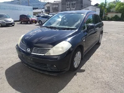 Nissan Tiida Latio
