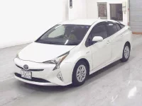 Цена авто Toyota Prius с аукционов Японии, номер кузова ZVW50, пробег 100 000, оценка 2