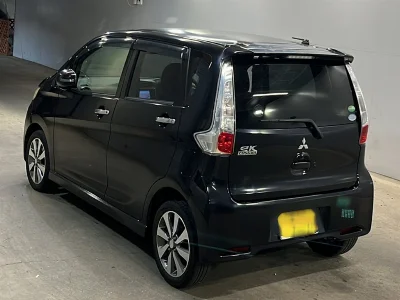 Mitsubishi ek Custom