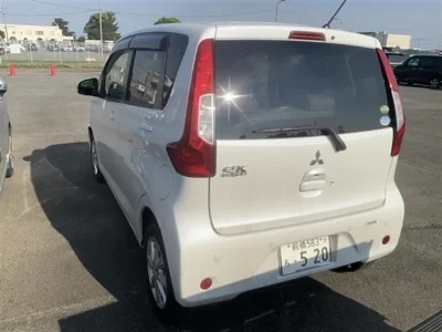 Mitsubishi eK Wagon