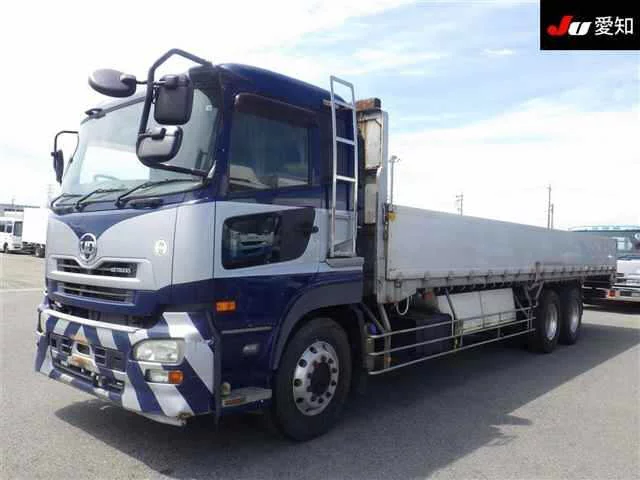 NISSAN DIESEL (UD) QUON  с аукциона в Японии