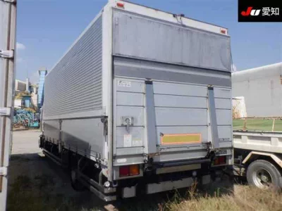 Isuzu Forward
