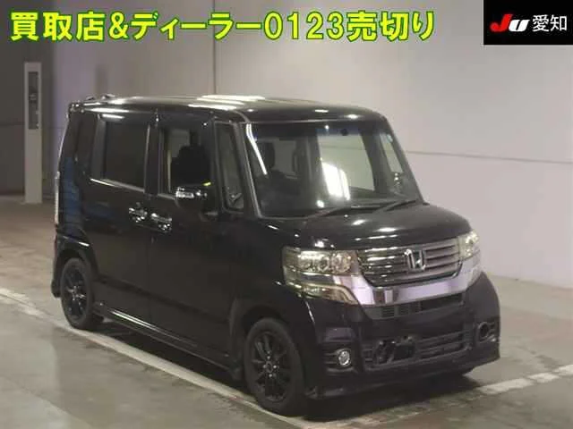 Honda N BOX CUSTOM  с аукциона в Японии