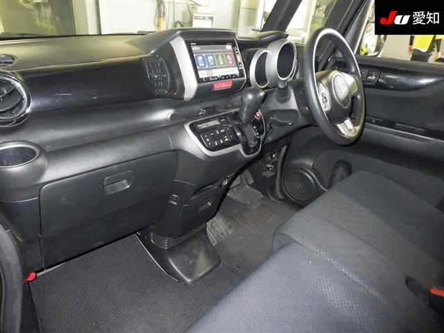 Honda N BOX CUSTOM  с аукциона в Японии