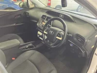 Цена авто Toyota Prius с аукционов Японии, номер кузова ZVW50, пробег 223 000, оценка 6