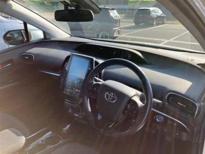 Toyota Prius PHV