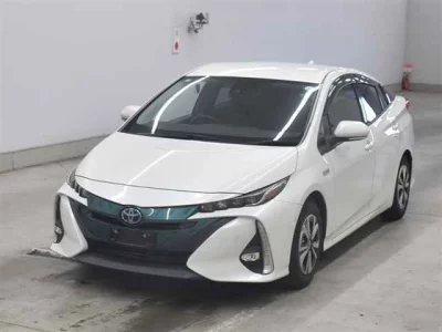 Toyota Prius PHV