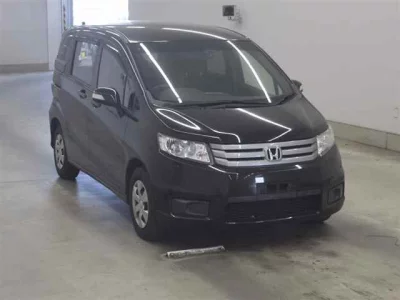 HONDA FREED SPIKE