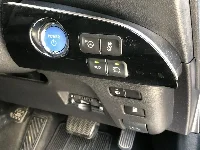 Цена авто Toyota Prius с аукционов Японии, номер кузова ZVW50, пробег 110 000, оценка 8