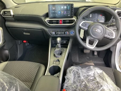 DAIHATSU ROCKY