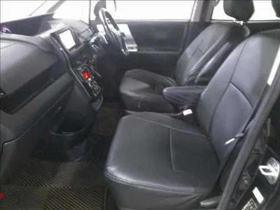 Статистика аукционов Toyota Noah