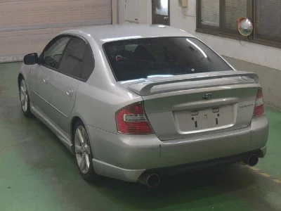 SUBARU LEGACY B4
