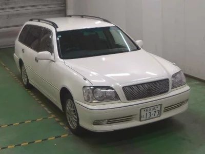 Toyota Crown Estate