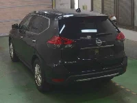 Цена авто Nissan X-Trail с аукционов Японии, номер кузова NT32, пробег 128 000, оценка 8