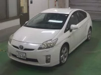 Цена авто Toyota Prius с аукционов Японии, номер кузова ZVW30, пробег 327 000, оценка 6