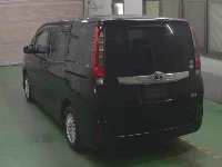 Цена авто Toyota Noah с аукционов Японии, номер кузова ZWR80G, пробег 164 000, оценка 6