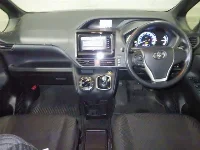 Цена авто Toyota Noah с аукционов Японии, номер кузова ZWR80G, пробег 164 000, оценка 6