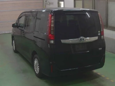 Статистика аукционов Toyota Noah