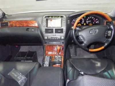 Toyota Celsior