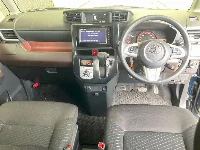 Цена авто Toyota Roomy с аукционов Японии, номер кузова M900A, пробег 43 000, оценка 13
