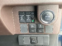 Цена авто Toyota Roomy с аукционов Японии, номер кузова M900A, пробег 43 000, оценка 13