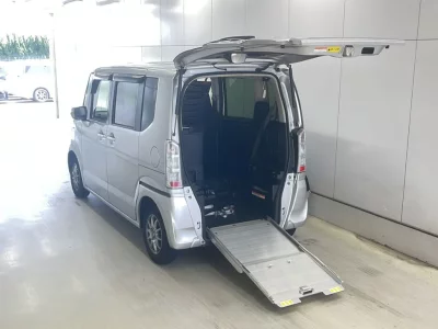 HONDA N BOX PLUS