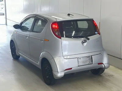 SUBARU R2