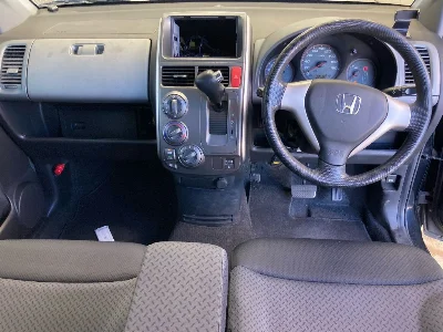 HONDA MOBILIO SPIKE