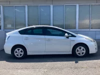 Цена авто Toyota Prius с аукционов Японии, номер кузова ZVW30, пробег 200 000, оценка 6